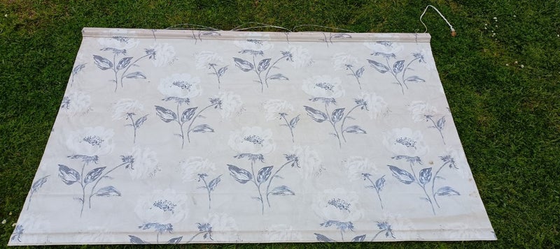 Roman Blind Carousel 1