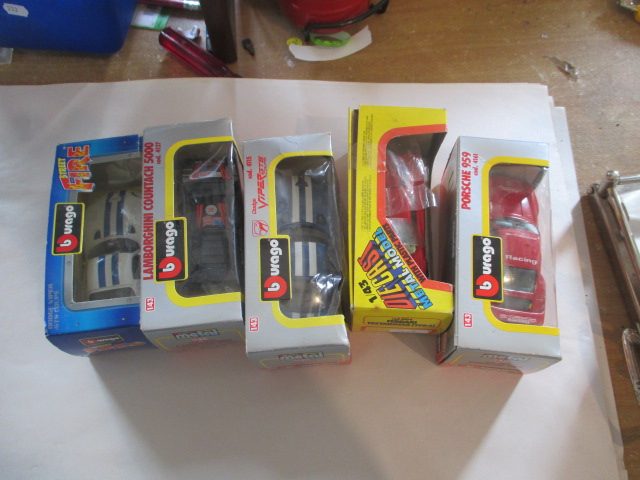 BURAGO FERRARI , PORSCHE , DODGE ETC X 5 MODELS BOXED Carousel 6