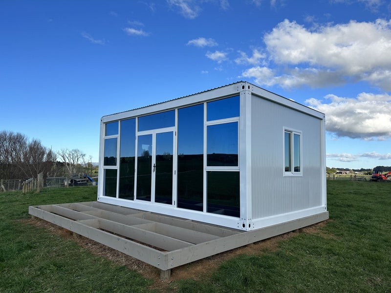 24m² (6*4m) Glass Wall PORTABLE CABINS / SHED / UNIT / TINY HOUSE /GARDEN HOUSE Carousel 1