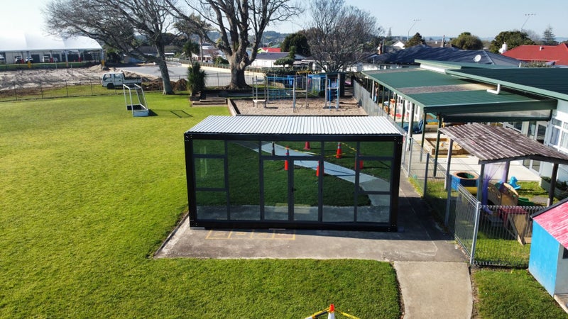 [ SPECIAL OFFER ]Brand New 6*3m Glass Wall PORTABLE UNIT / CABIN/TINY HOUSE Carousel 2