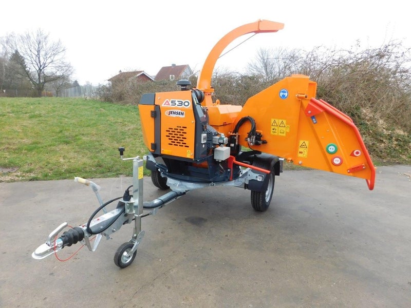 Jensen A530L wood chipper 6" x 8".62863866330115113