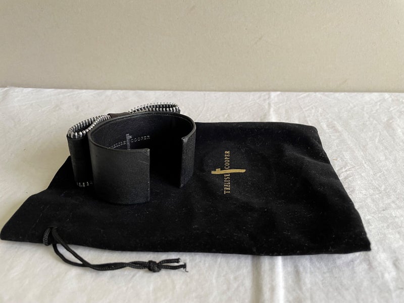 Trelise Cooper Black Genuine Leather Bangle /Bracelet New Carousel 8