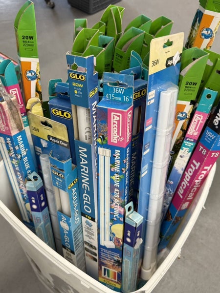 ONLY $5 each!! Aqua One/Fluval/RedSea and more Aquarium light tubes!! Carousel 1