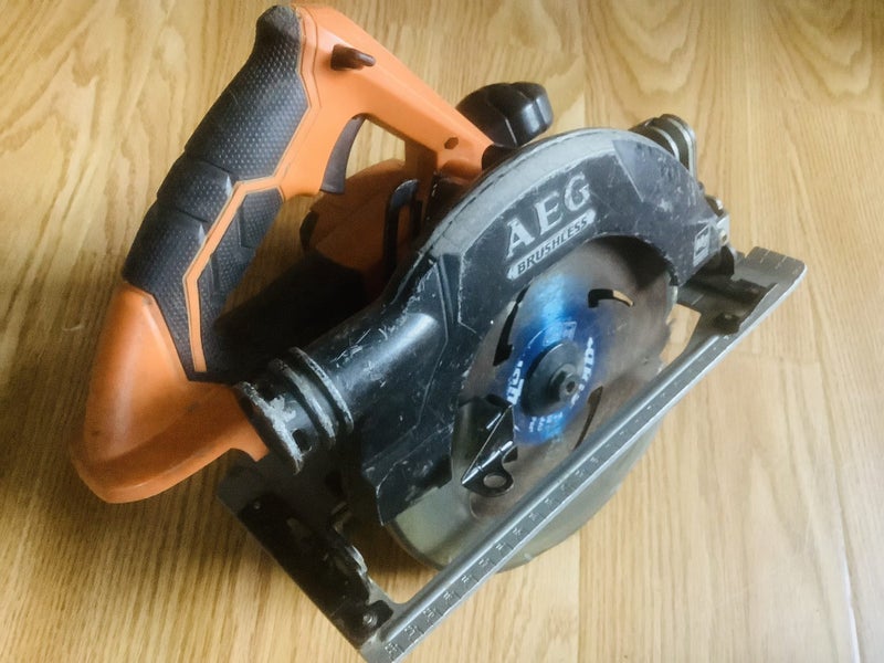 AEG 18V Brushless 7 1/4" Circular Saw 184mm —-good working condition Carousel 2