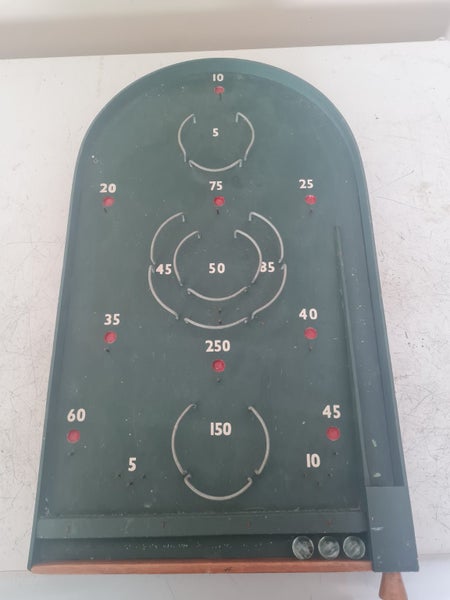 Vintage pinball game Carousel 2