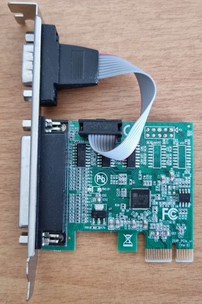 PCI-E Serial + Parallel port card - Windows/Linux support Carousel 1