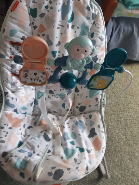 Baby bouncer in excellent condition. Carousel 1