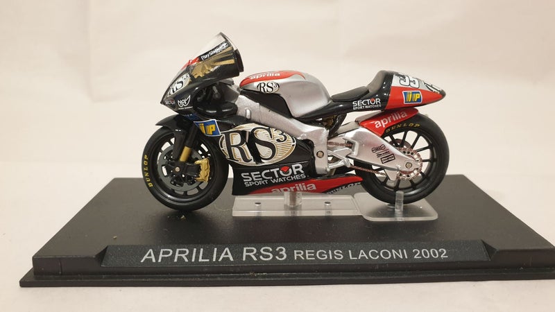 2002 APRILIA RS3 REGIS LACONI 1:24 SCALE RACING SUPERBIKE COLLECTION MOTOGP BIKE Carousel 2