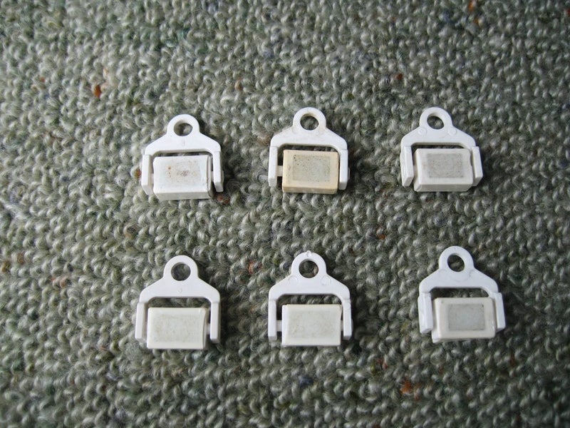 TOMY Train - Magnet Connectors x 6 Carousel 1
