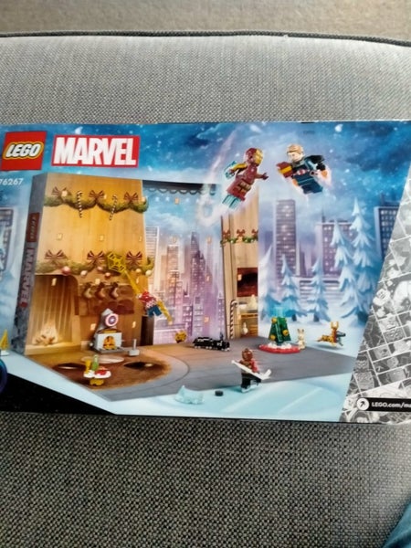 Lego Marvel Avengers Advent Calendar *Retired* Carousel 2