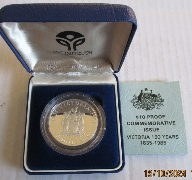 1985 Victoria $10 Silver Proof. Carousel 1