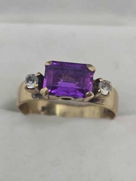 Vintage Amethyst Ring Carousel 1