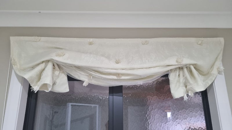 CREAM ROMAN BLIND Carousel 1