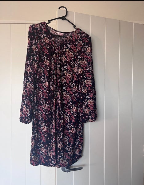 $1 RES - Urban Stunning Wee Dress s14 Carousel 1