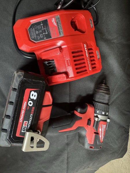 Milwaukee M18 Drill /Batteries / Charger Carousel 2