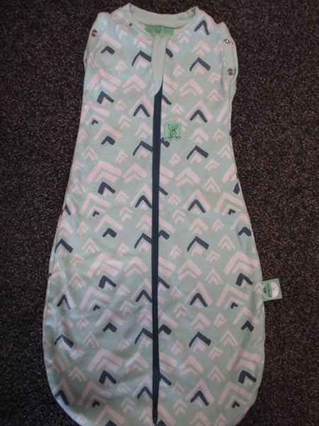 Ergopouch 0-3 months transitional 1.0 tog Carousel 1