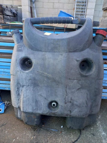 Grey Water Blaster Chemical and Diesel Tank Carousel 2
