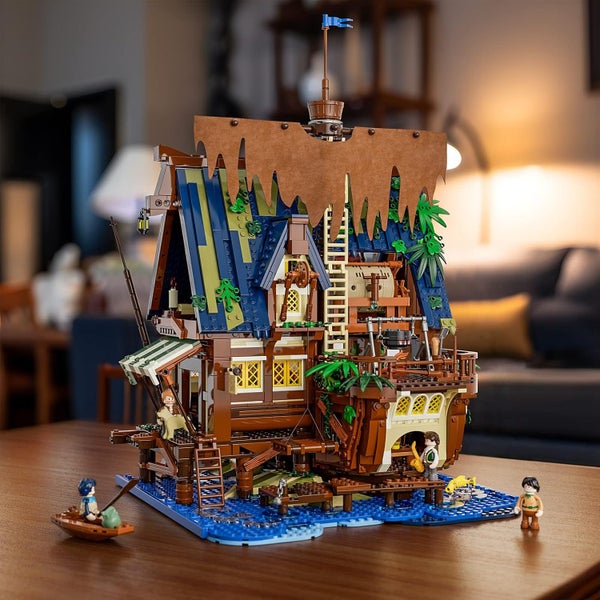 Medieval Pier Inn - Lighting Building bricks - 2143 Pcs - Compatible with Lego Carousel 2