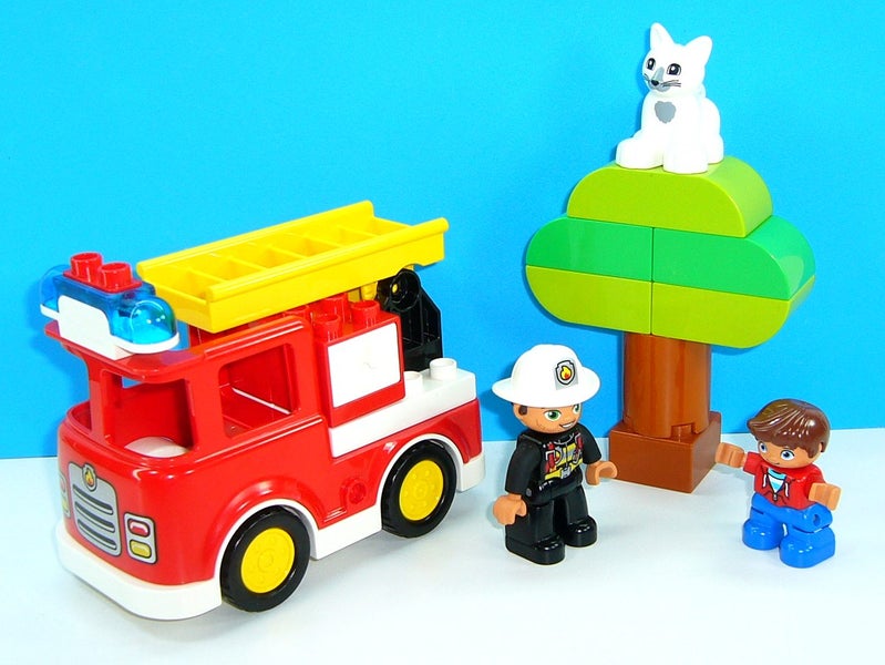 ®™DUPLO - 10901 Fire Truck (Lights & Siren Working) ~Retired 2021~ Carousel 2