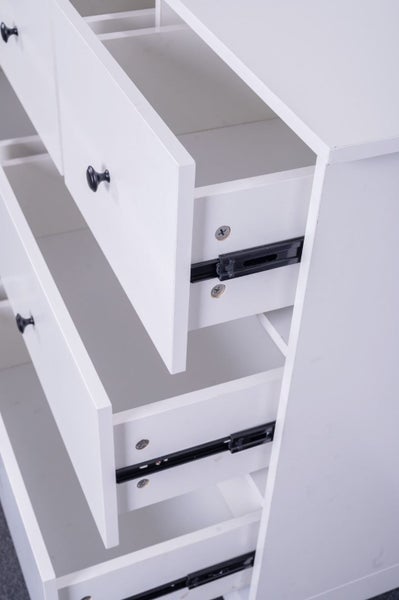 'Pamela' Chest of 7 White Drawers62863231079427111