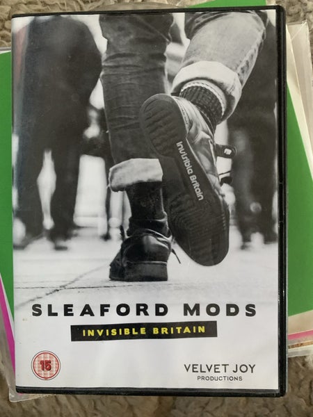 Sleaford Mods - invisible Britain- dvd Carousel 1