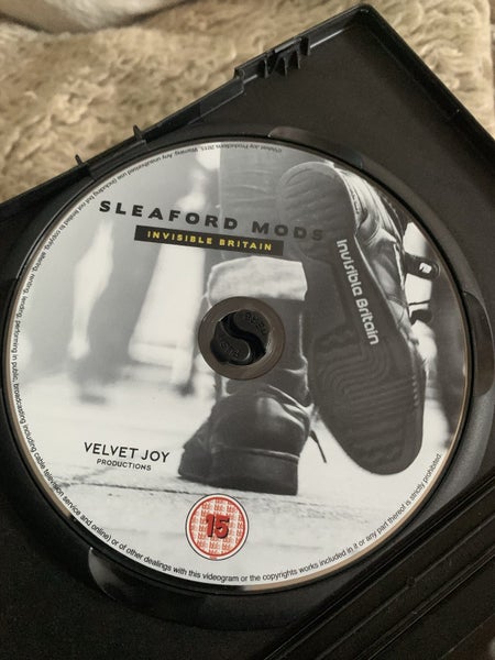 Sleaford Mods - invisible Britain- dvd Carousel 10