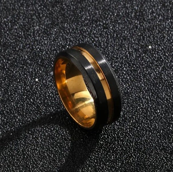 FLASH SALE! Elegant Two Tone Stainless Steel BLACK AND GOLD Ring S10 Carousel 1