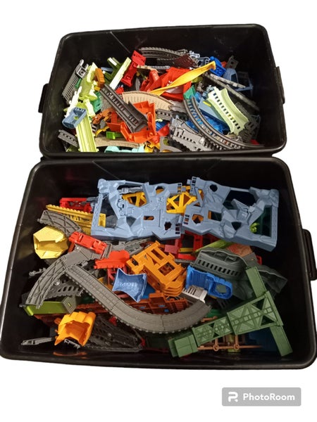 Full Sets of Various Thomas the Tank Engine Track Master Sets Carousel 2