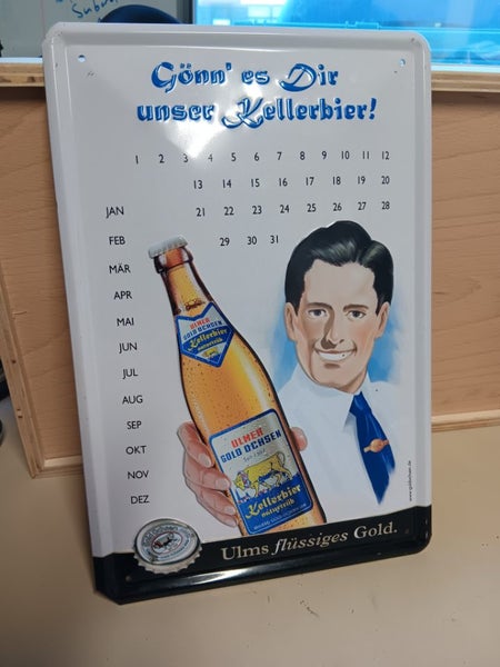 Vintage Gold Ochsen Beer Tin Sign Carousel 1