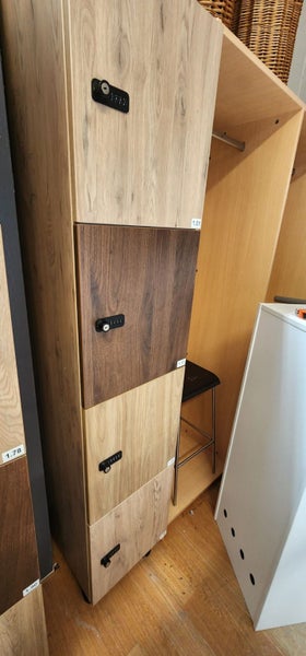 Locker-Brown Carousel 2