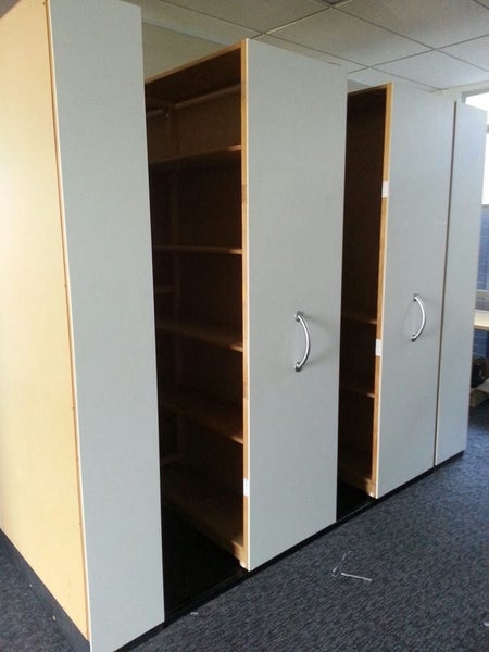 LUNDIA sliding shelving Carousel 3
