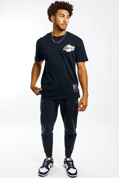 .NBA Mens T-Shirt Lakers - (7K2M1SBEJ-LAK) - R2 - TS21 Carousel 6