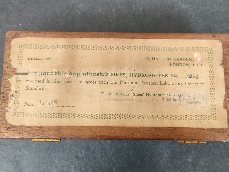 Sikes Hydrometer , Holborn vintage 1949, original case Carousel 2