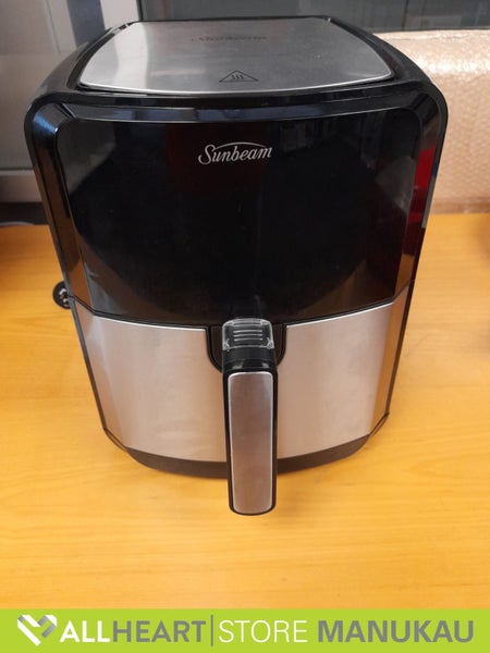 B/E Sunbeam Air Fryer - 5L - Black Carousel 1