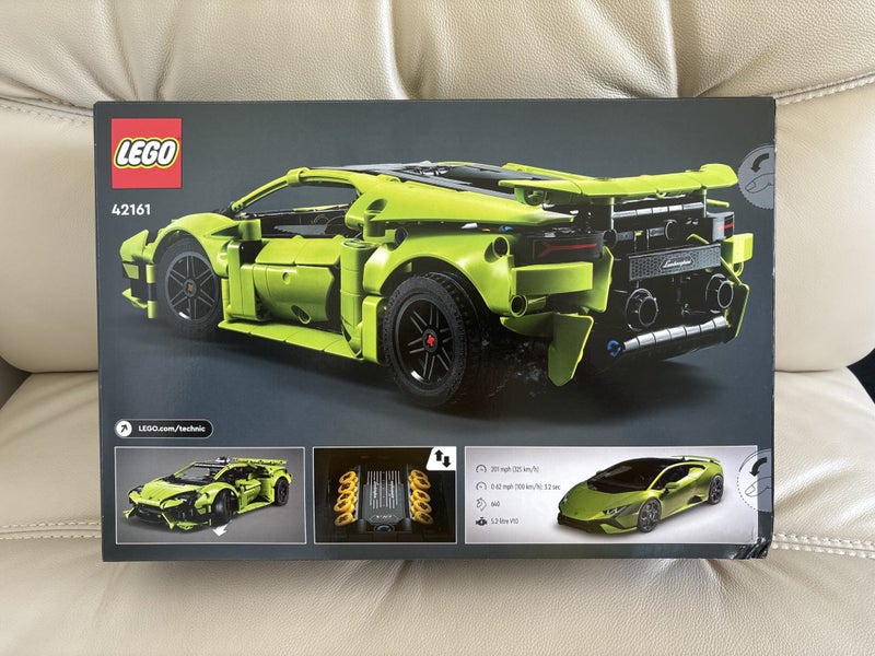 LEGO Technic 42161 - Lamborghini Huracan Tecnica ~PING available~! Carousel 2