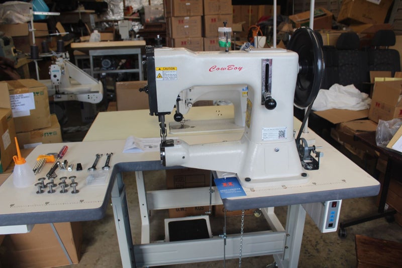 HEAVY DUTY WALKING FOOT LEATHER SEWING MACHINE COWBOY CB3200 Carousel 1
