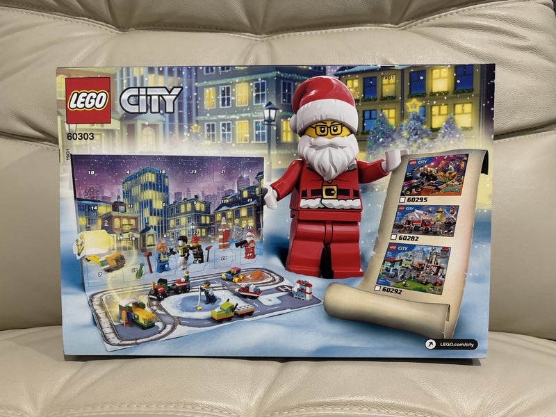 LEGO 60303 - City Advent Calendar 2021 ~RETIRED~! Carousel 2
