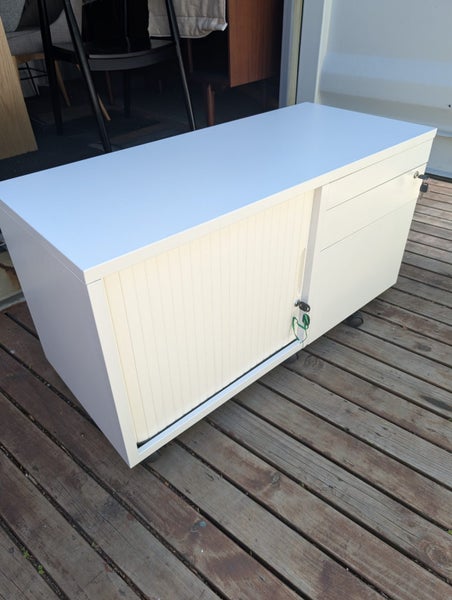 New Mobile Precision cabinet #2 Carousel 1