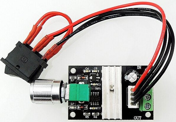 Low cost Reversible Speed Controller 6 to 28V FC 3A Carousel 2