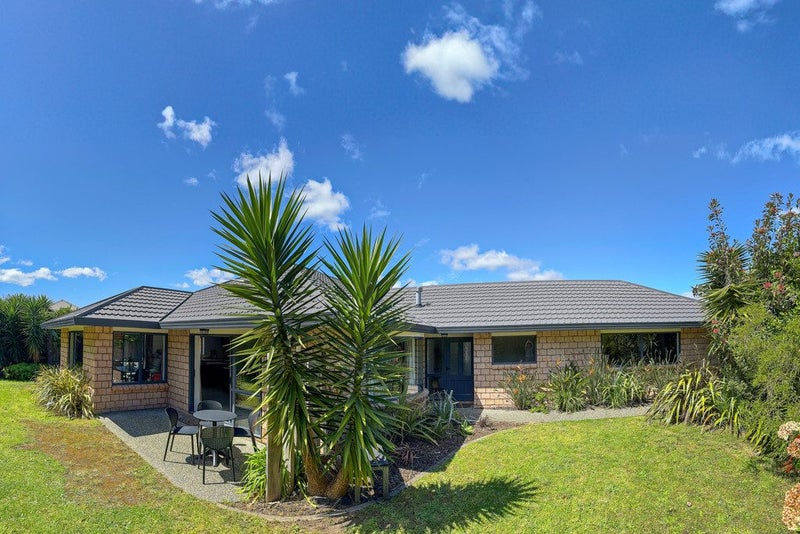 22 Leanne Way, Waikanae Beach, Kapiti Coast, Wellington