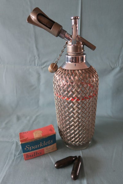 VINTAGE SPARKLETS SODA SYPHON Carousel 2