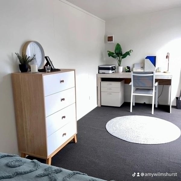 CABINS FOR RENT 6 x 2.4m from $150 / week Carousel 5