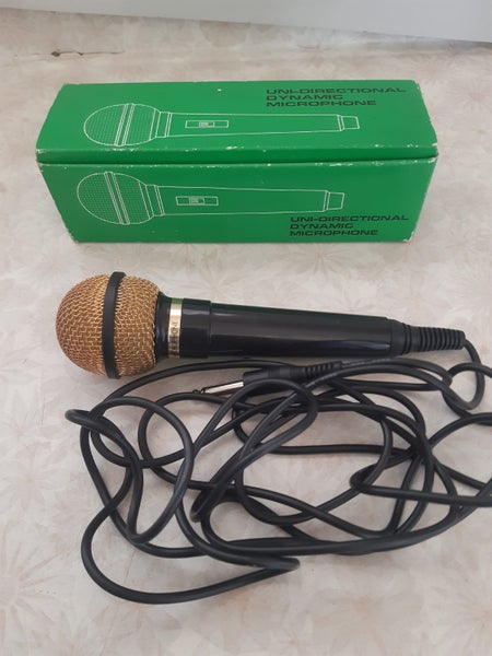 Uni-Directional Dynamic 8" Gold Microphone Carousel 1