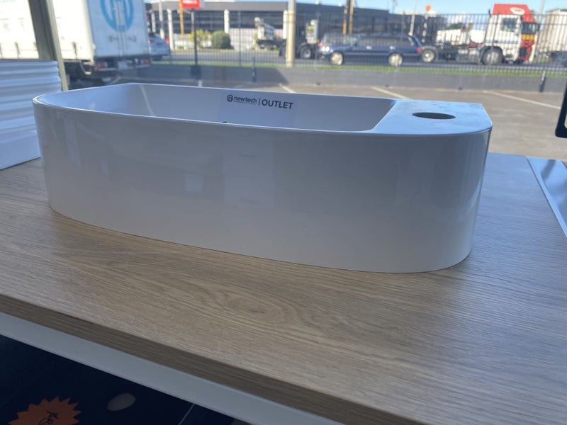 EMILIA 440 WALL MOUNTED RIGHT HAND WASH BASIN - WHITE GLOSS Carousel 2