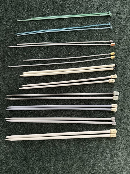 Knitting needles Carousel 2