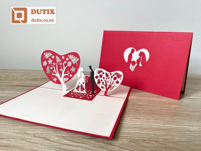 3D POP UP Card - Bride and Groom Carousel 1