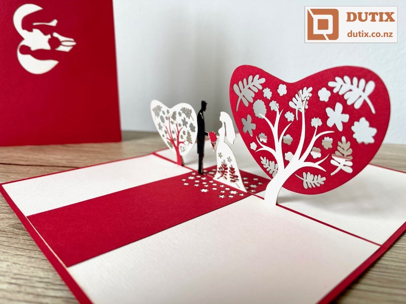 3D POP UP Card - Bride and Groom Carousel 2