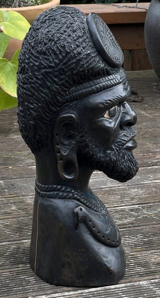 Vintage Ebonised African Tribal Hand-Carved Bust/Sculpture Carousel 1