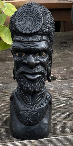 Vintage Ebonised African Tribal Hand-Carved Bust/Sculpture Carousel 2