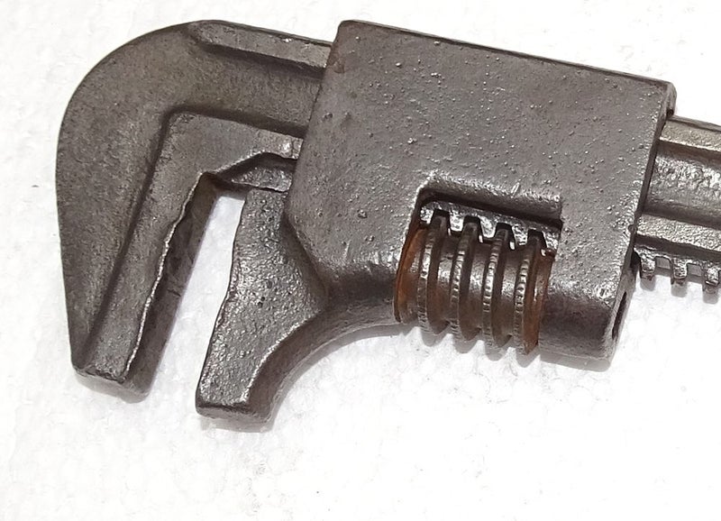McKaig Hatch Wrench & 9" Auto Wrench Carousel 2
